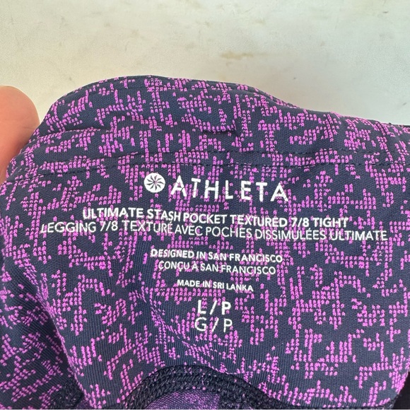 Athleta | Ultimate Stash Pocket Textured 7/8 Tight Legging, LP - Picture 13 of 15